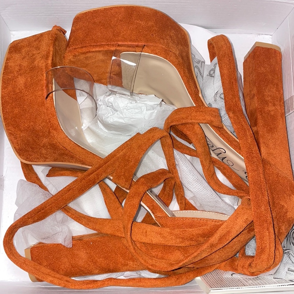 🧡 lace up heels